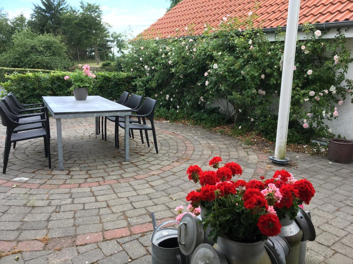 Margretelyst Bed & Breakfast Farsø Екстериор снимка